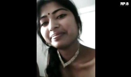 छू लेती है एक सोना लड़की और ब्लू bf छूत पर उसके