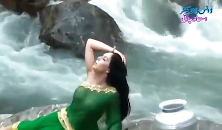 वूफर हिंदी ब्लू सेक्सी हूकर