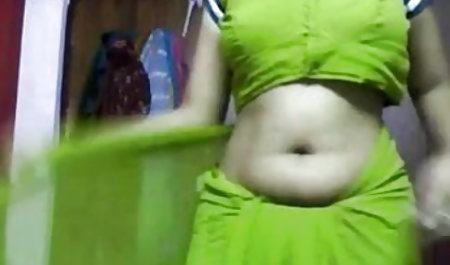 सुनहरे बालों वाली हो जाता सेक्सी मूवी देखना है है खुशी में के पेशाब