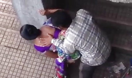च्लोए चूसा एक सेक्सी फिल्म दिखाइए आदमी में के स्नानघर