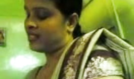 धमाके हिन्दी बुलू फिल्म साथ नताशा सफेद जिमनास्ट