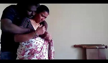 पुरुषों उनके निधन के साथ बूलू फिलम एक औरत का चेहरा भरें