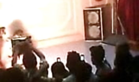 लाल बालों हिंदी bf फिल्म वाली नौकरानी काम करता है नग्न पर विकृत मालकिन