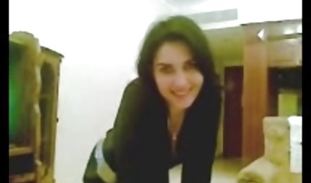 पति हाथ मूवी फिल्म विकसित एक छेद में के गांड के अपने पत्नी इससे पहले गुदा सेक्स