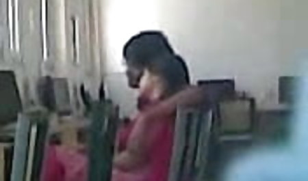मिया खलीफा वंचित के एक प्रशंसक के बिलु फिलिम कौमार्य