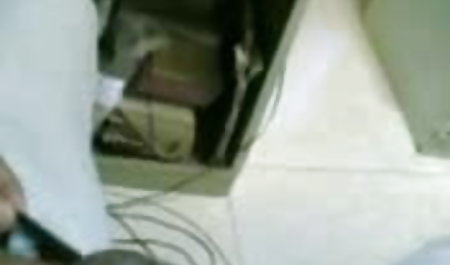 छोटी औरत bf फिल्म ब्लू की पोली