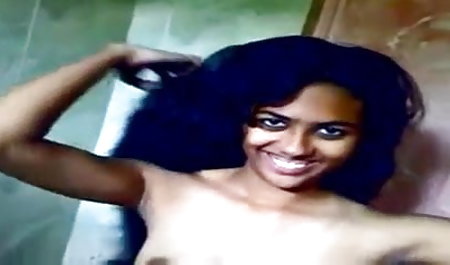 दो लड़कों के साथ मुझे bf फिल्म चाहिए रोकर्शा