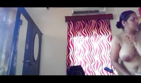 तूफानी संभोग सुख बुलू मूव लड़की